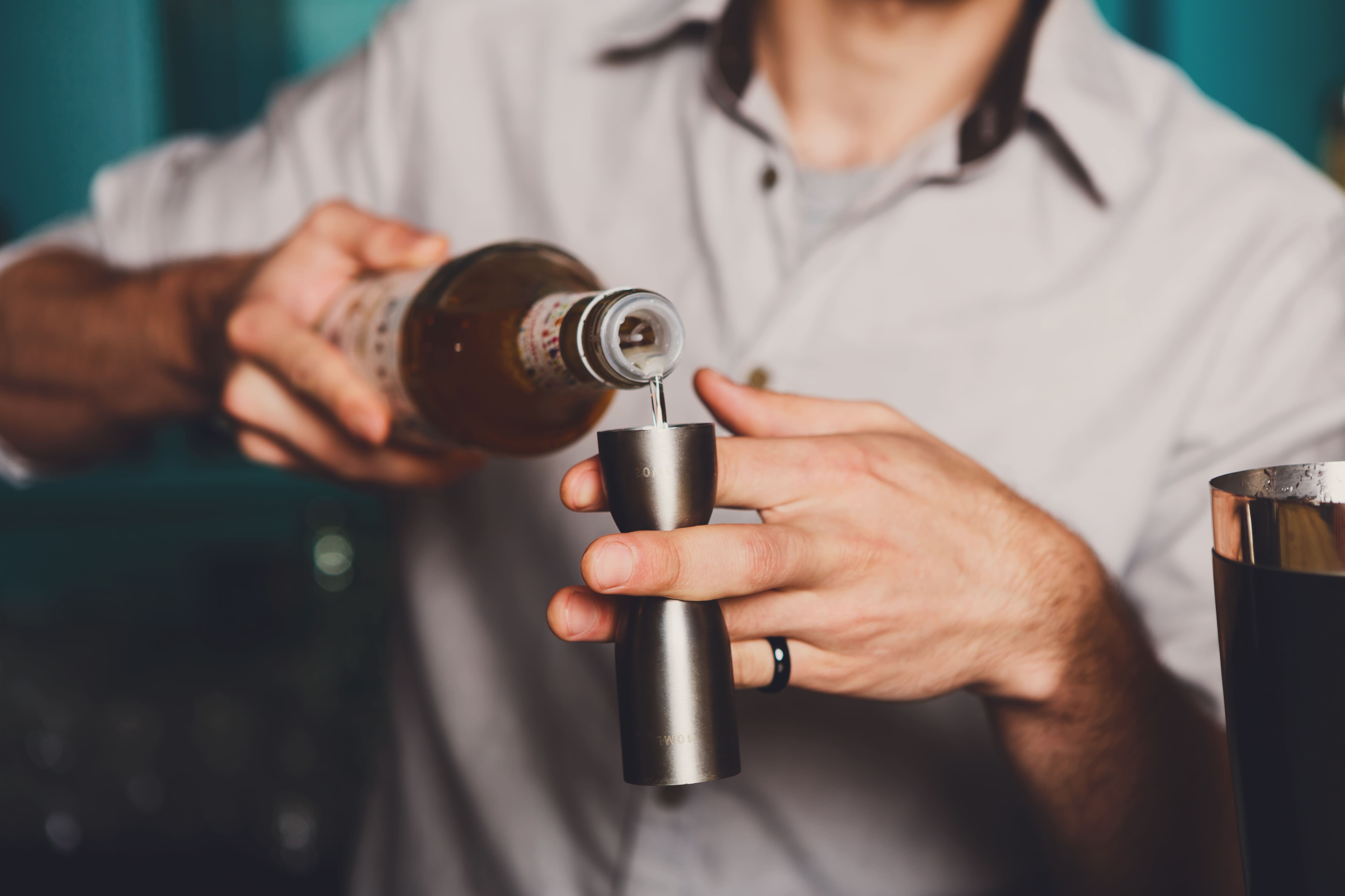 How to Use a Jigger: Pouring Like a Pro