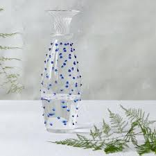 Pom Glass