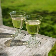 Pom Wine Glass